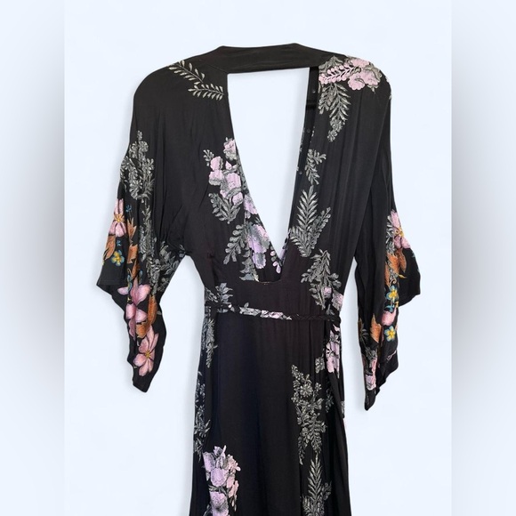 NWT Free People Black floral embroidered cocktail hour wrap dress S - Picture 6 of 7